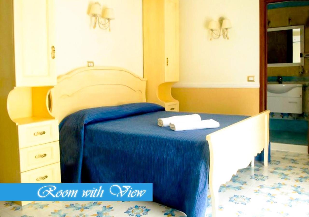 نابولي Bed & Breakfast Medea المظهر الخارجي الصورة