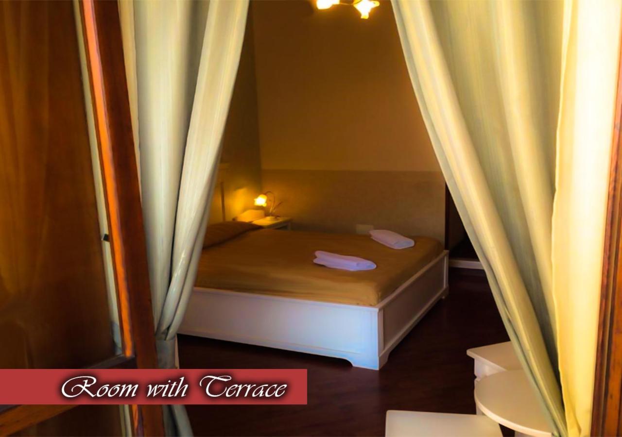 نابولي Bed & Breakfast Medea المظهر الخارجي الصورة