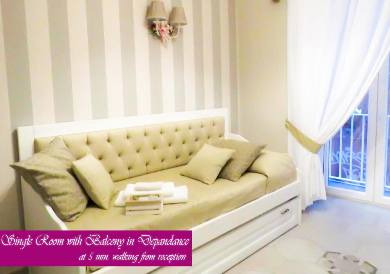 نابولي Bed & Breakfast Medea المظهر الخارجي الصورة