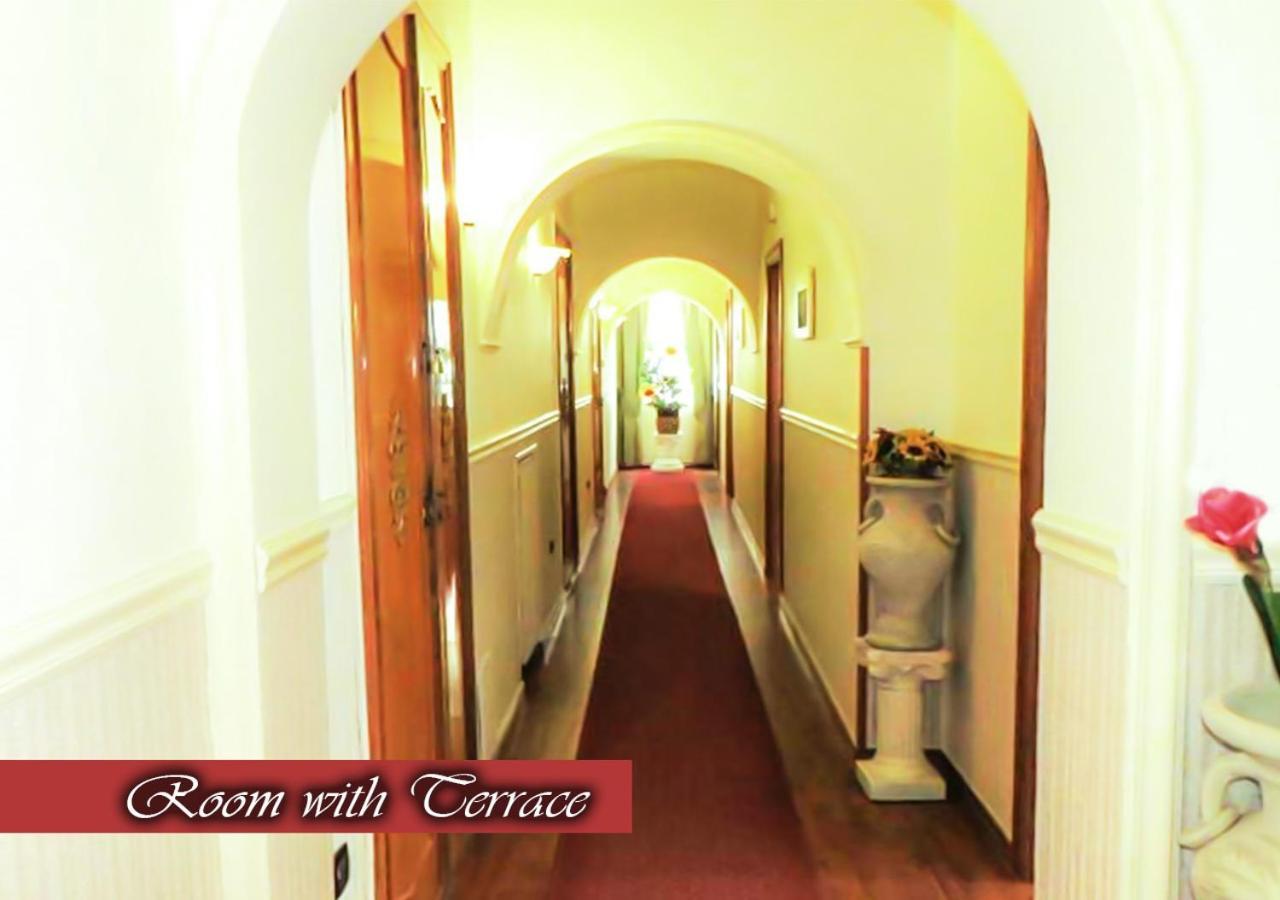 نابولي Bed & Breakfast Medea المظهر الخارجي الصورة