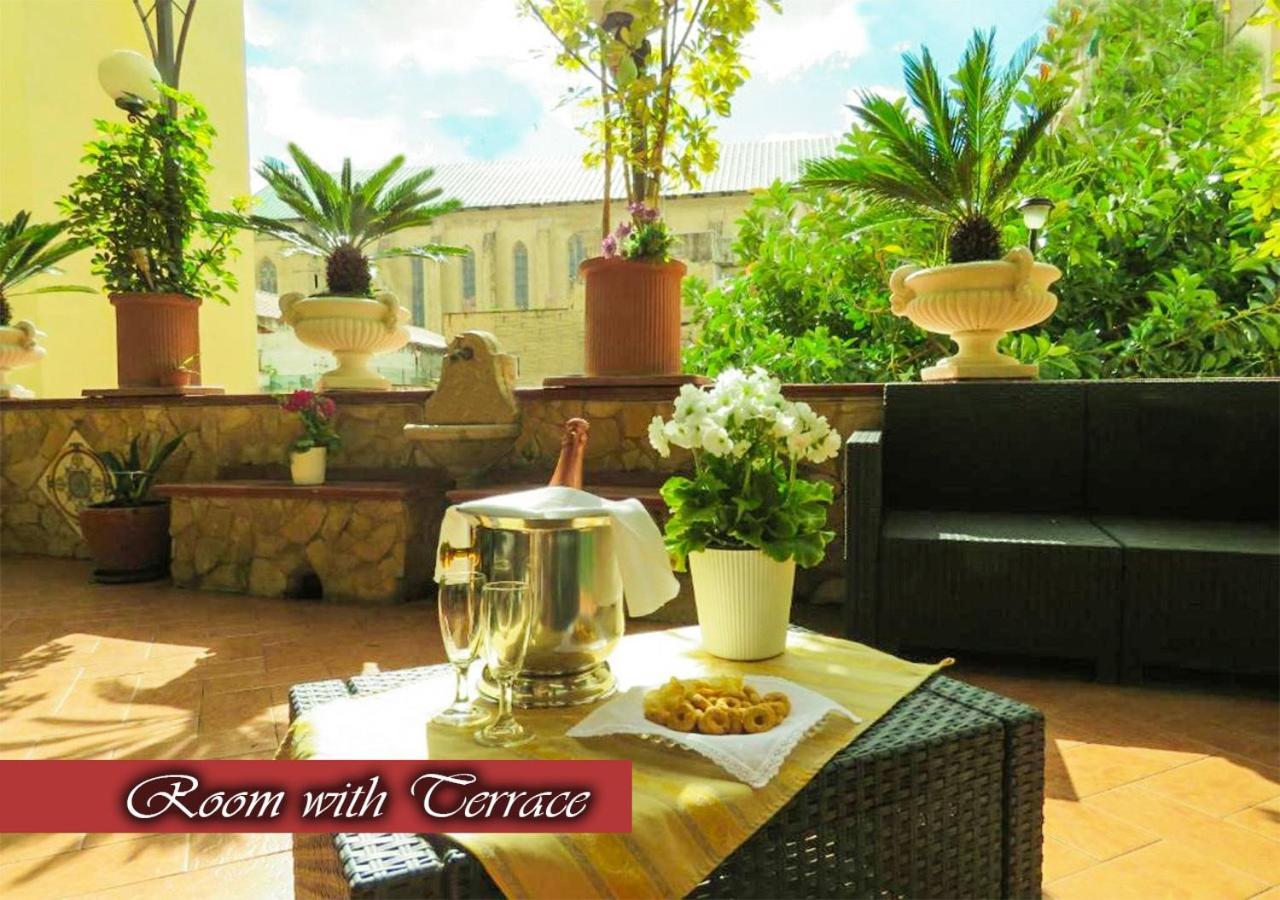نابولي Bed & Breakfast Medea المظهر الخارجي الصورة