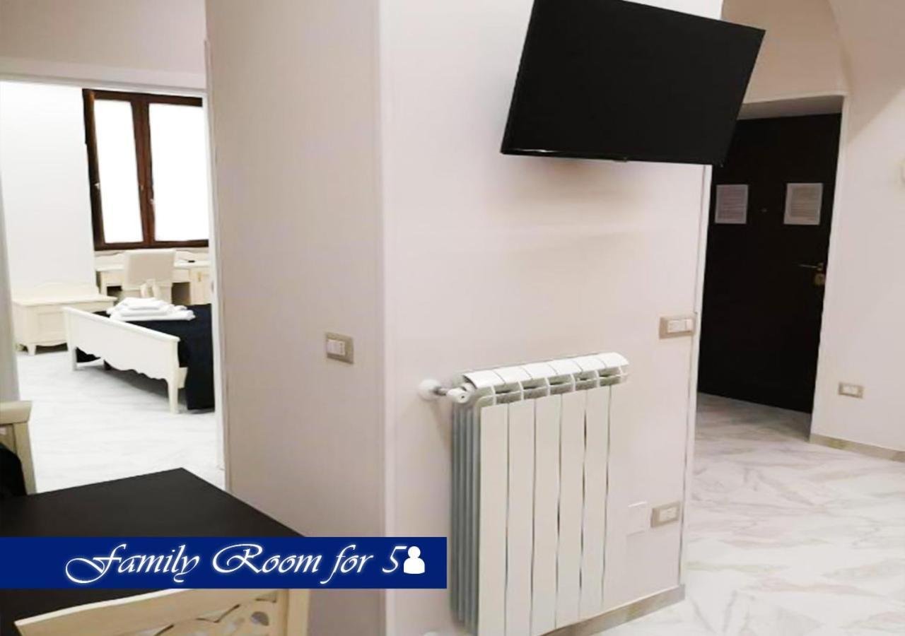 نابولي Bed & Breakfast Medea المظهر الخارجي الصورة